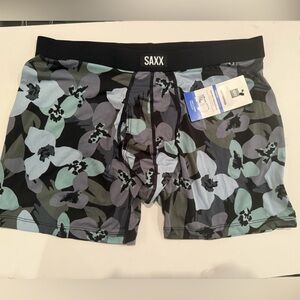 SAXX Men's Boxer Briefs - Black and Green Floral 2 pack
Large